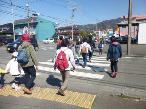 ②